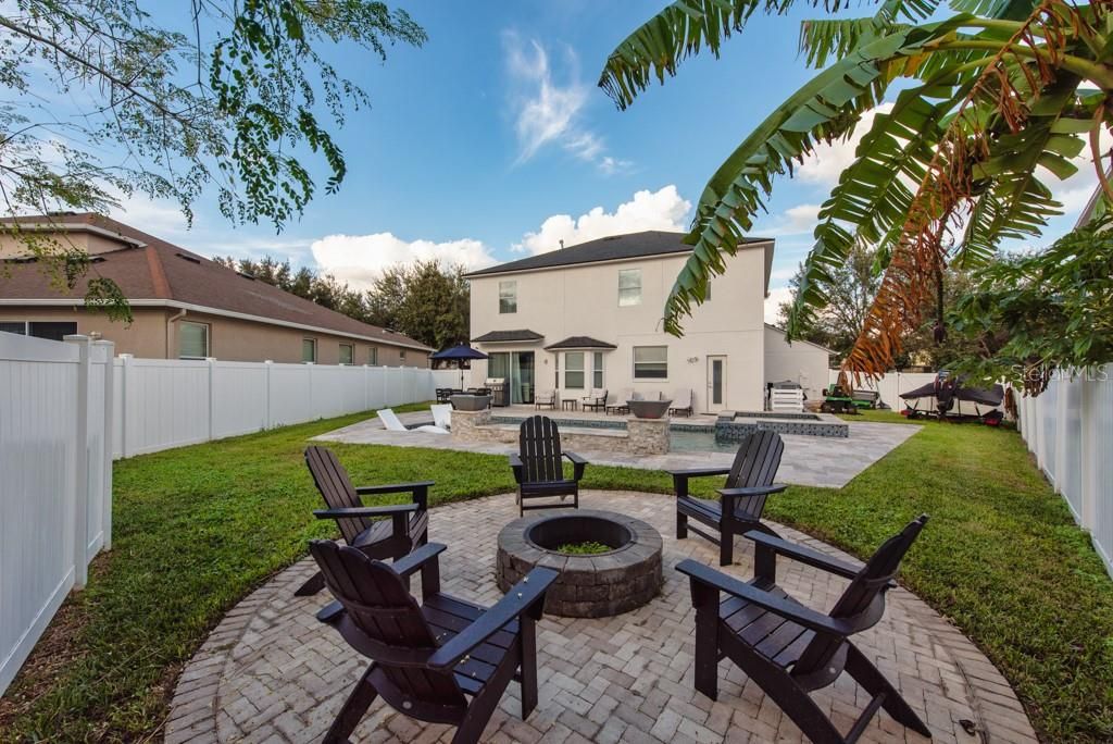 待售: $490,000 (3 贝兹, 2 浴室, 2463 平方英尺)