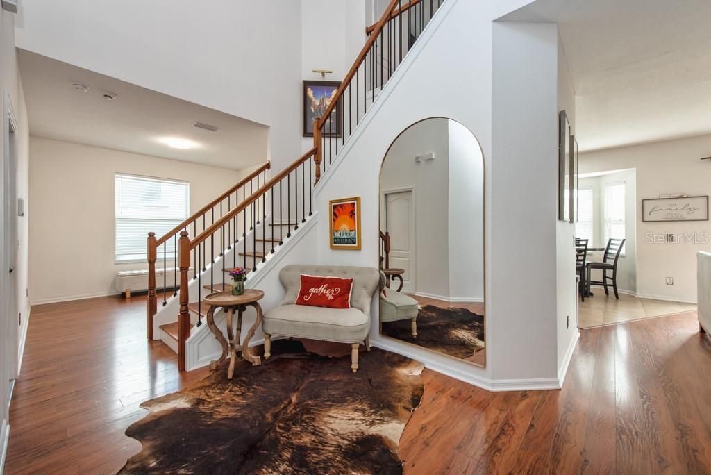 待售: $490,000 (3 贝兹, 2 浴室, 2463 平方英尺)