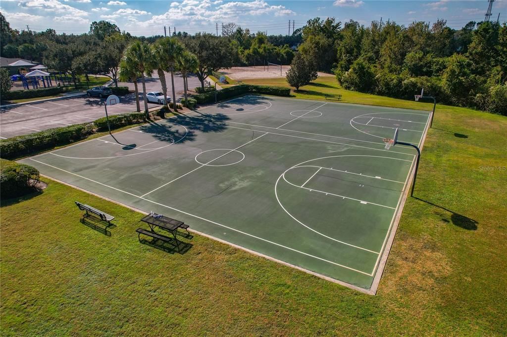 出租: $1,900 (3 贝兹, 2 浴室, 1649 平方英尺)