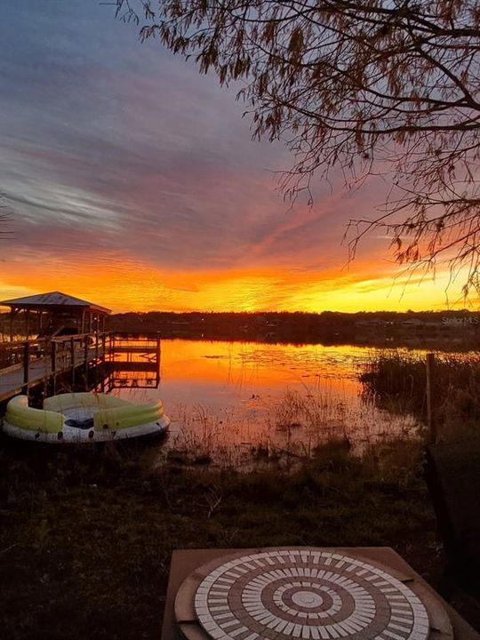 For Sale: $475,000 (3 beds, 2 baths, 2003 Square Feet)