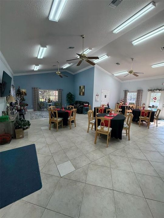 For Sale: $475,000 (3 beds, 2 baths, 2003 Square Feet)