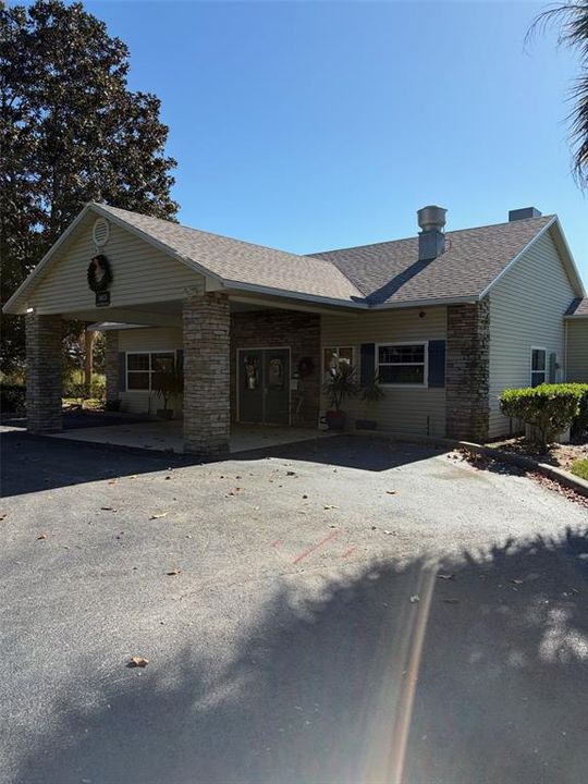 For Sale: $475,000 (3 beds, 2 baths, 2003 Square Feet)