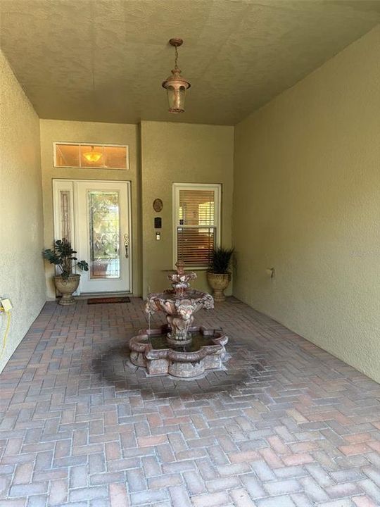 For Sale: $475,000 (3 beds, 2 baths, 2003 Square Feet)