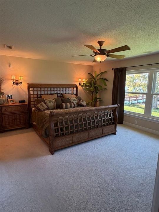 For Sale: $475,000 (3 beds, 2 baths, 2003 Square Feet)