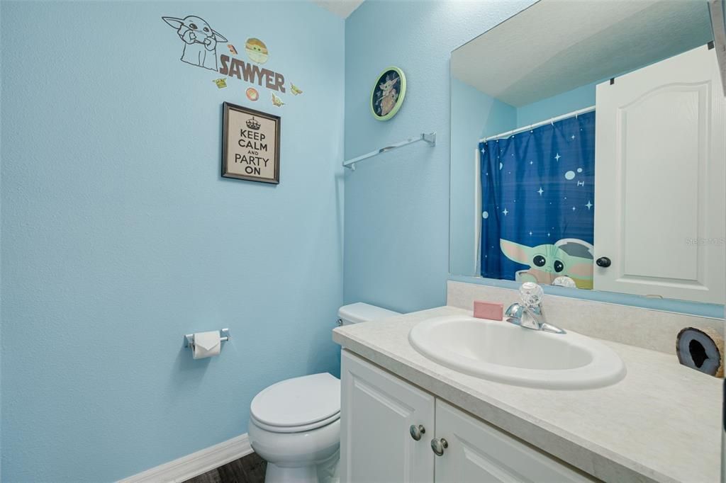 For Sale: $275,000 (2 beds, 2 baths, 1252 Square Feet)