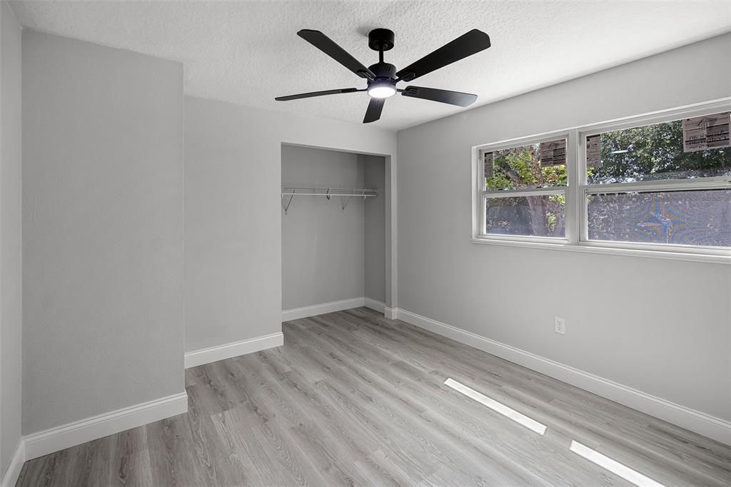 出租: $1,850 (4 贝兹, 2 浴室, 1295 平方英尺)