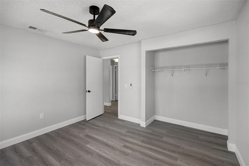 出租: $1,850 (4 贝兹, 2 浴室, 1295 平方英尺)