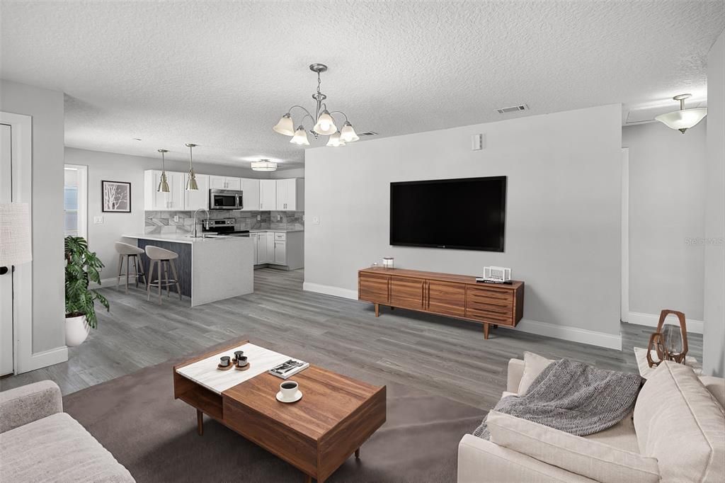 出租: $1,850 (4 贝兹, 2 浴室, 1295 平方英尺)