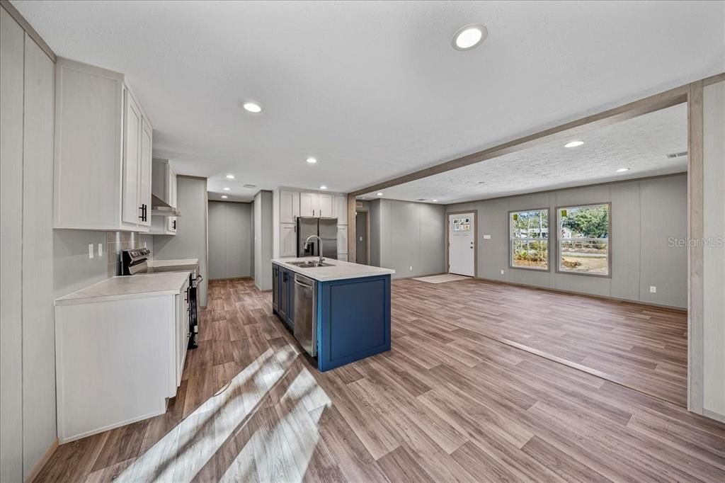 Active With Contract: $245,000 (4 beds, 2 baths, 1791 Square Feet)