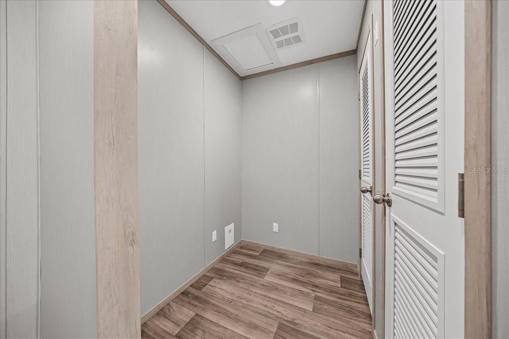 Active With Contract: $245,000 (4 beds, 2 baths, 1791 Square Feet)