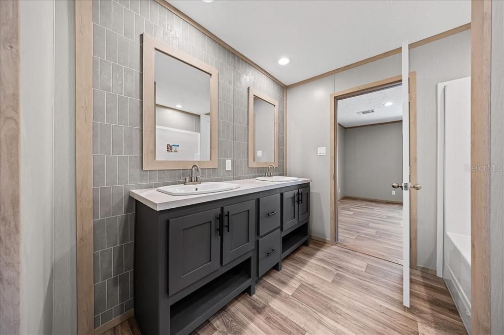 Active With Contract: $245,000 (4 beds, 2 baths, 1791 Square Feet)