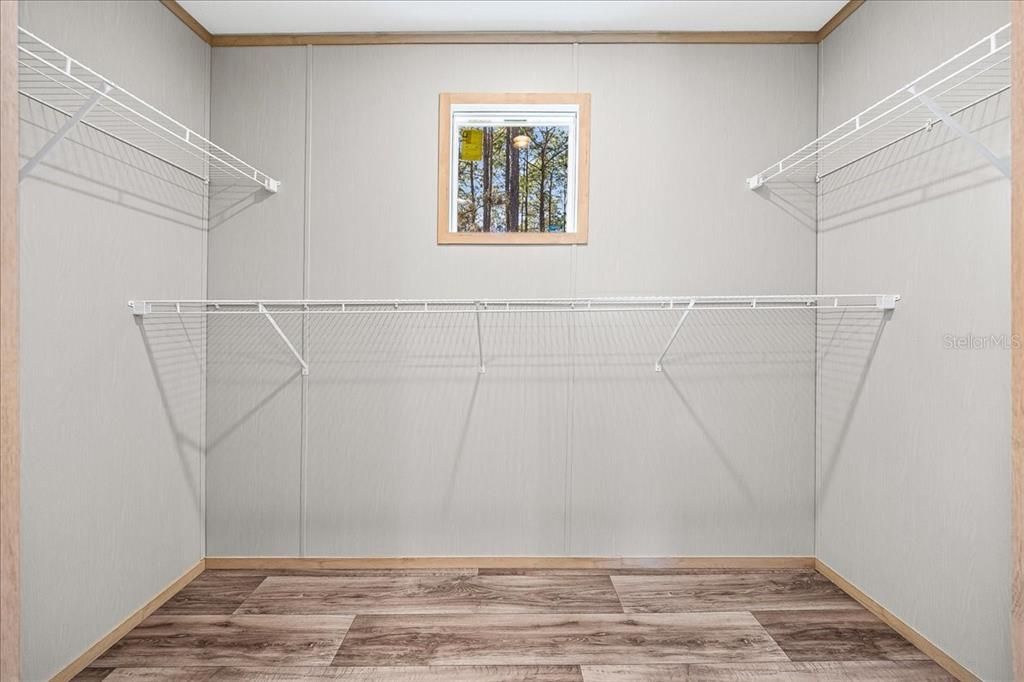 Active With Contract: $245,000 (4 beds, 2 baths, 1791 Square Feet)