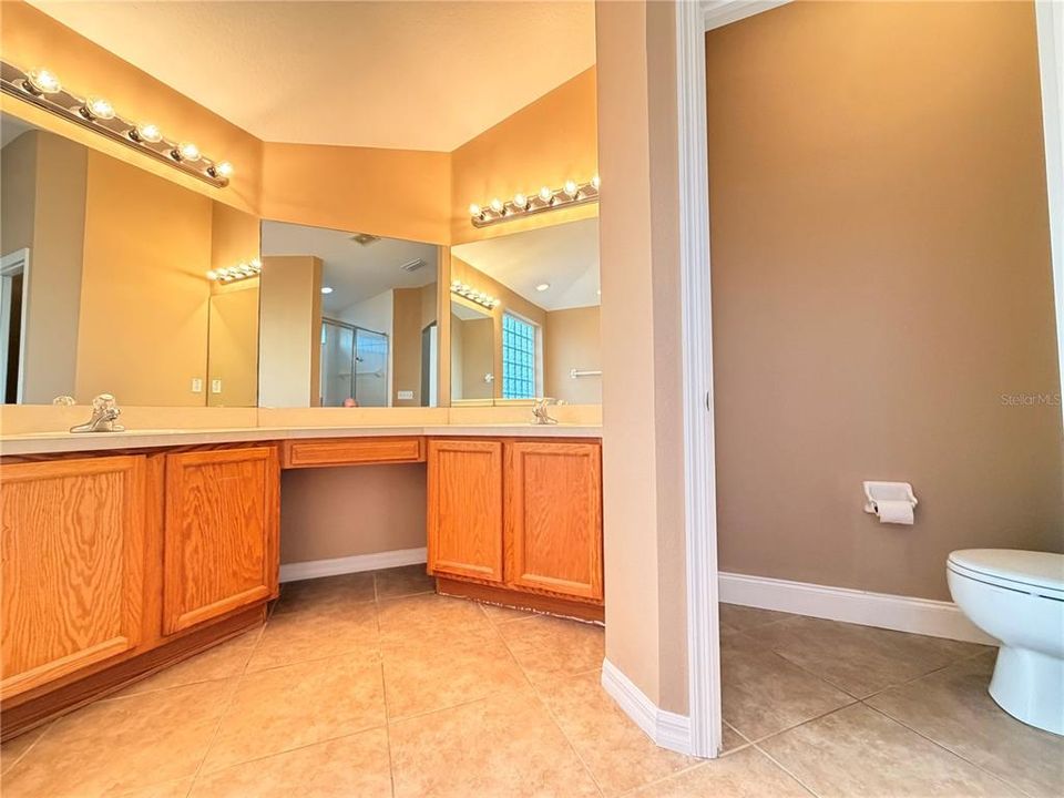 出租: $2,400 (4 贝兹, 3 浴室, 2423 平方英尺)