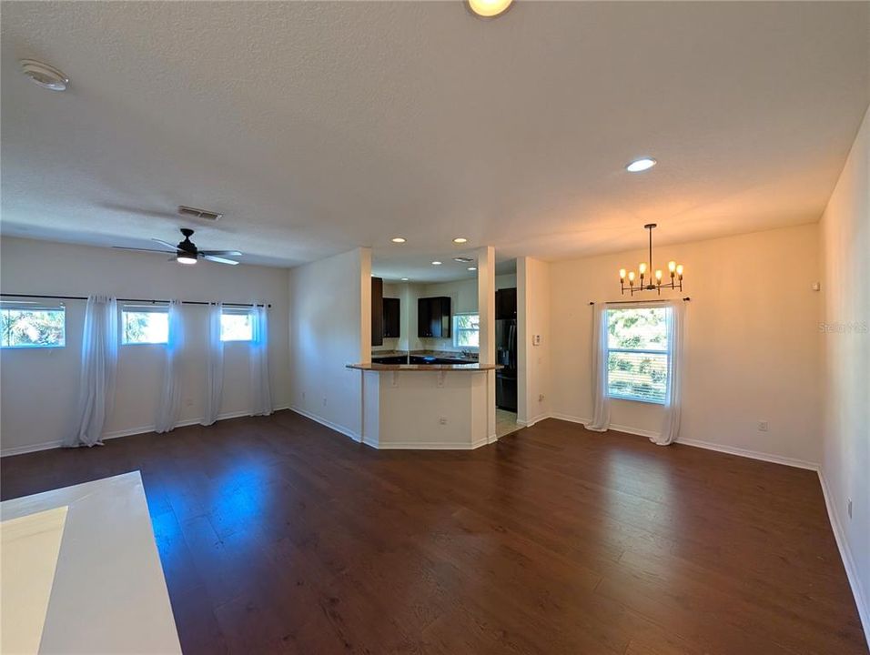 出租: $2,765 (3 贝兹, 2 浴室, 1764 平方英尺)