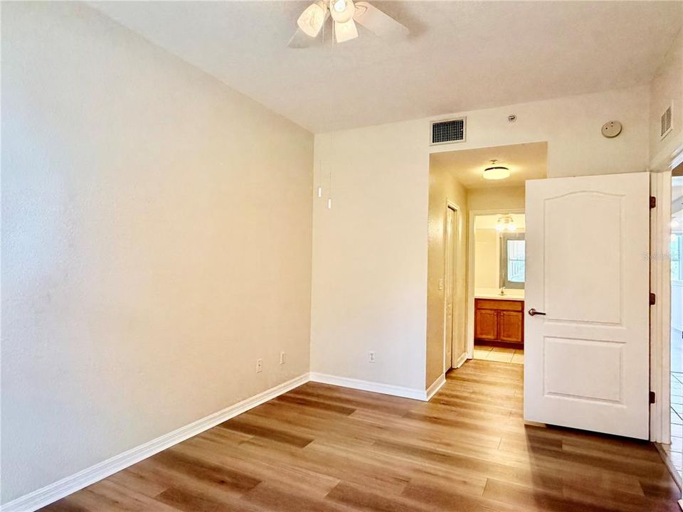 En Renta: $2,150 (2 camas, 2 baños, 1226 Pies cuadrados)