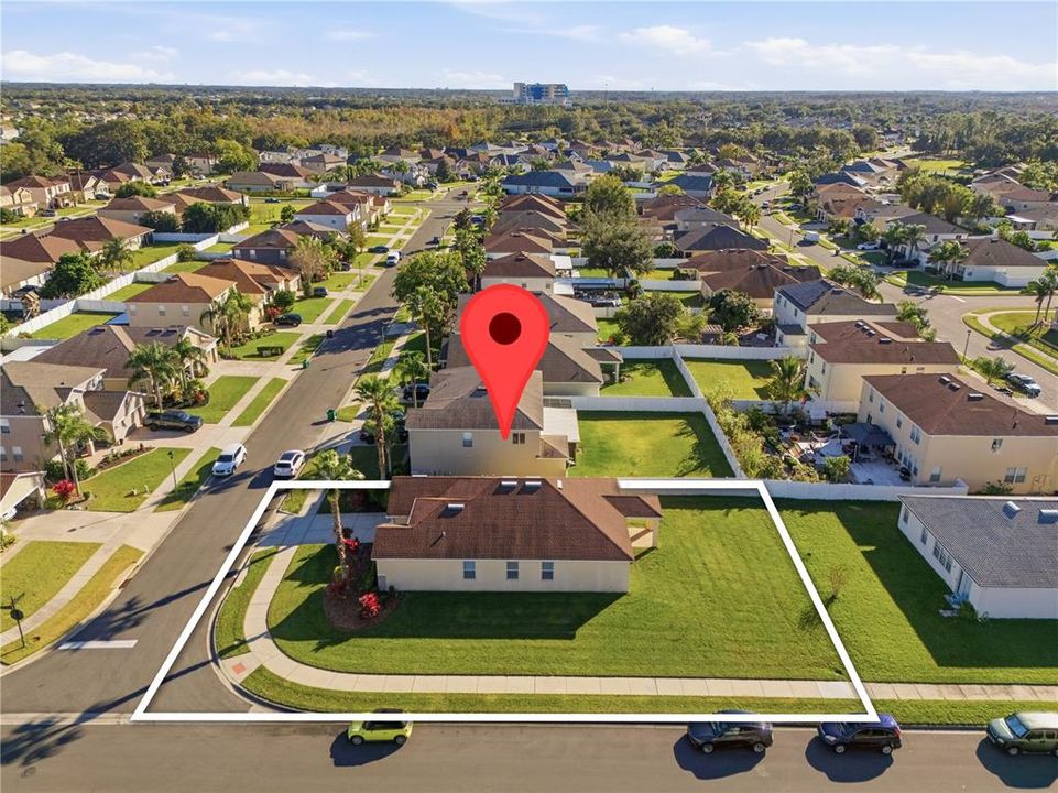 For Rent: $2,650 (3 beds, 2 baths, 1923 Square Feet)