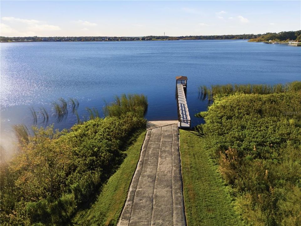 For Rent: $2,650 (3 beds, 2 baths, 1923 Square Feet)