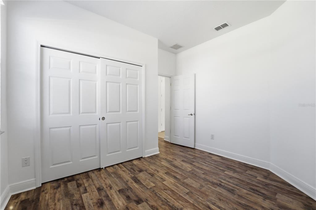 For Rent: $2,650 (3 beds, 2 baths, 1923 Square Feet)