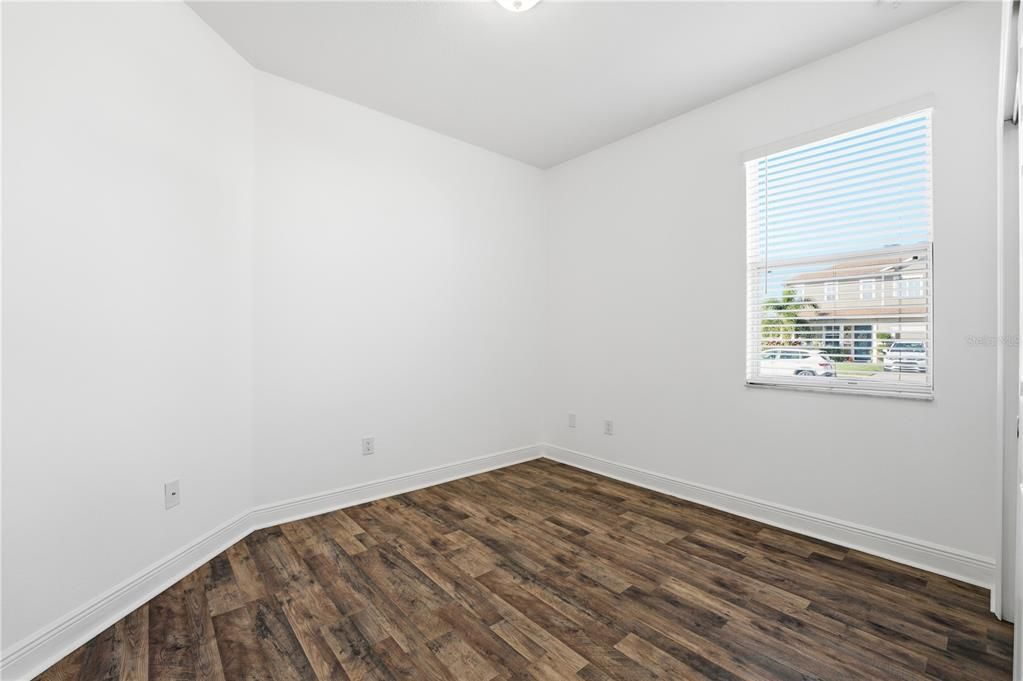 For Rent: $2,650 (3 beds, 2 baths, 1923 Square Feet)