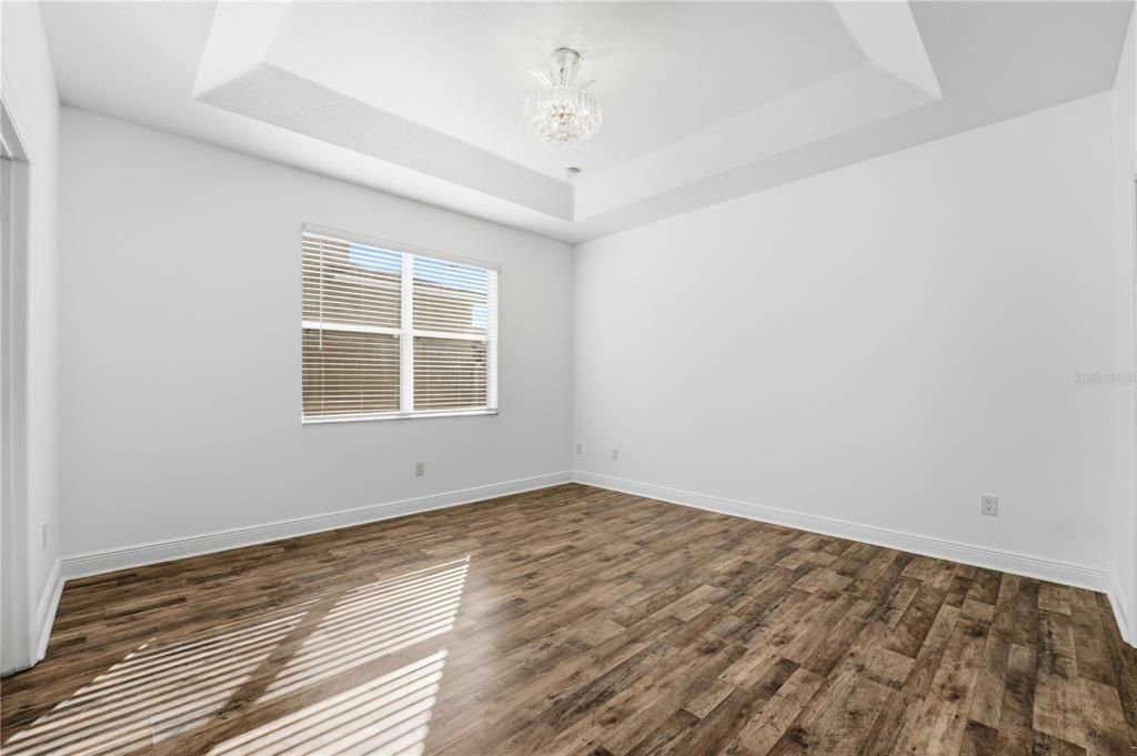 For Rent: $2,650 (3 beds, 2 baths, 1923 Square Feet)