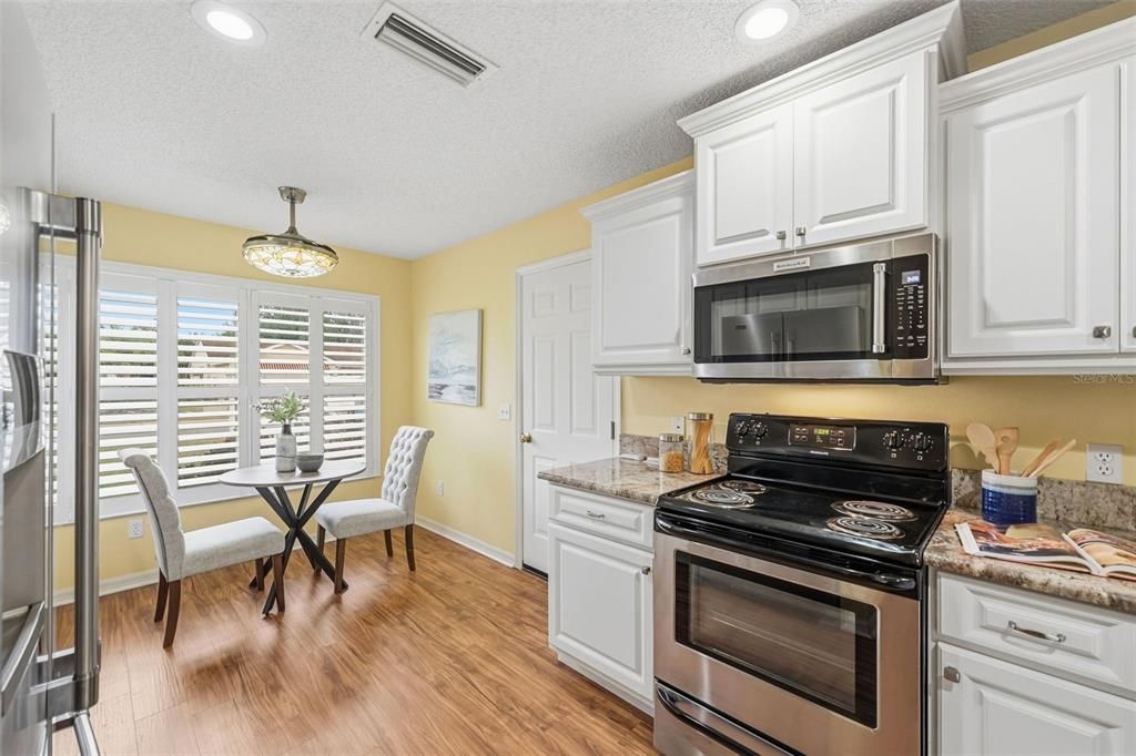 待售: $359,900 (3 贝兹, 2 浴室, 1636 平方英尺)