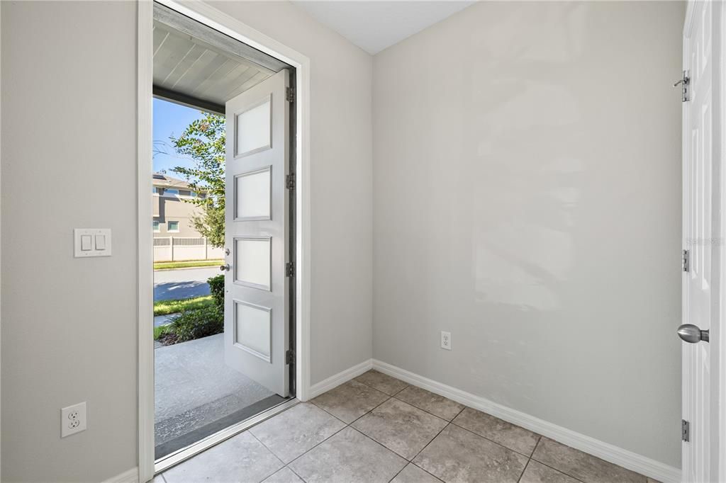 For Rent: $2,850 (3 beds, 2 baths, 1768 Square Feet)