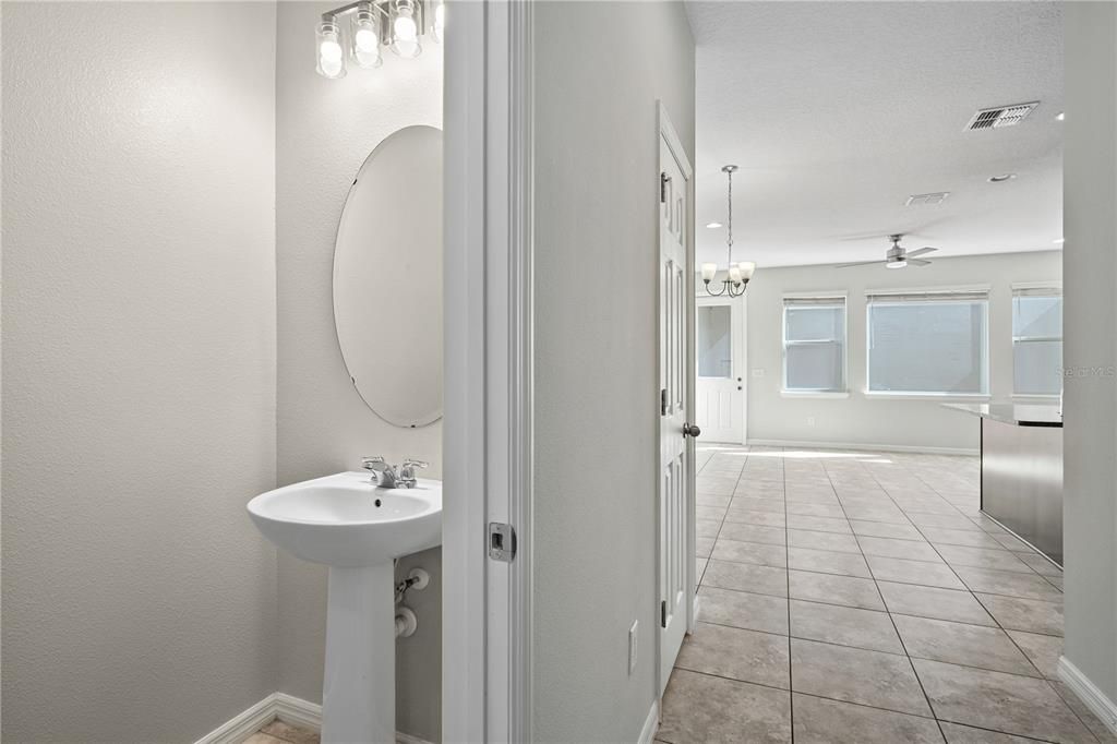 For Rent: $2,850 (3 beds, 2 baths, 1768 Square Feet)