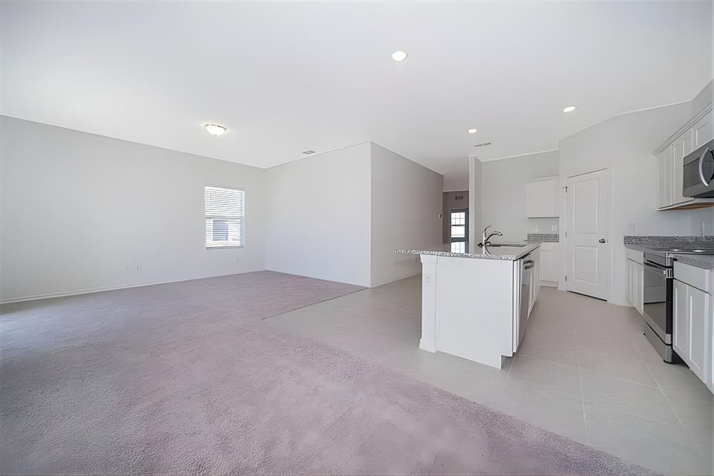 出租: $2,500 (4 贝兹, 2 浴室, 1773 平方英尺)