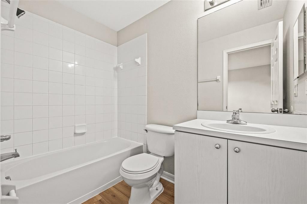 For Rent: $1,850 (2 beds, 2 baths, 1340 Square Feet)