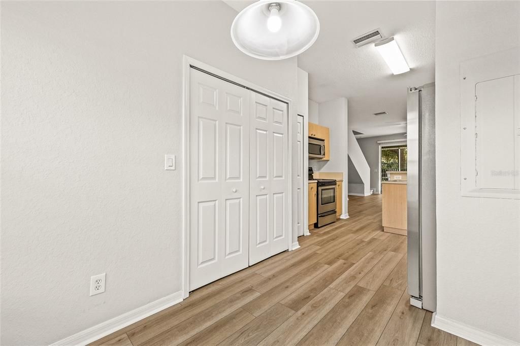 For Rent: $1,850 (2 beds, 2 baths, 1340 Square Feet)