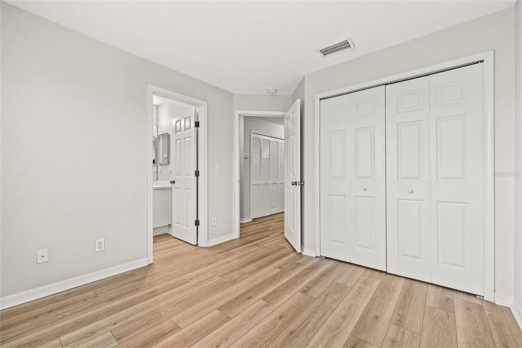 For Rent: $1,850 (2 beds, 2 baths, 1340 Square Feet)