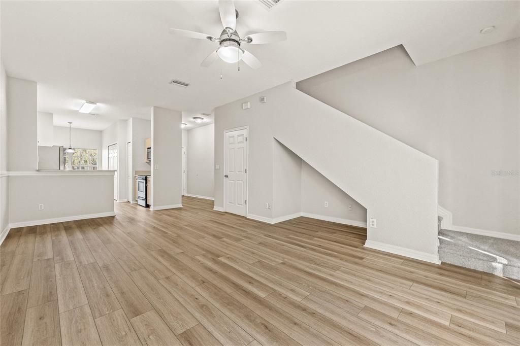 For Rent: $1,850 (2 beds, 2 baths, 1340 Square Feet)