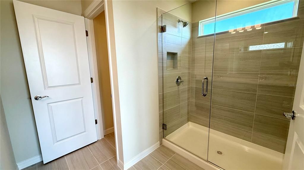 出租: $2,475 (3 贝兹, 2 浴室, 1652 平方英尺)