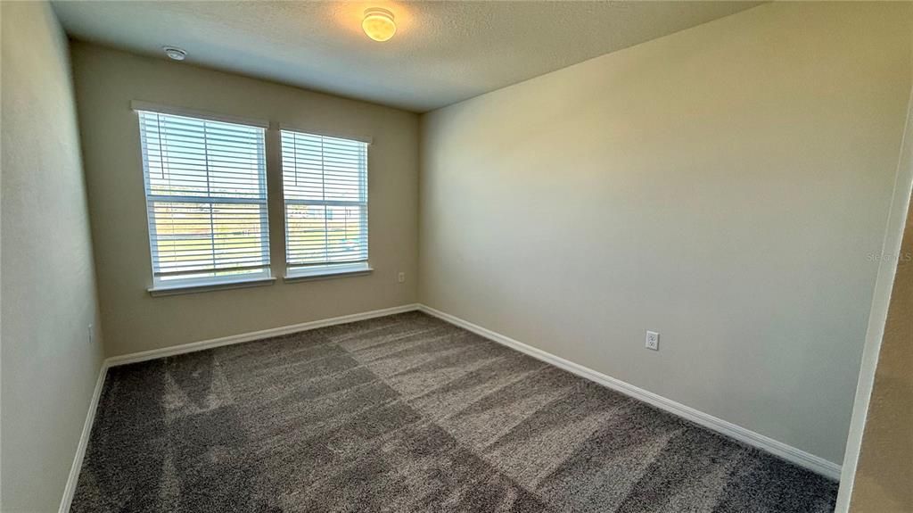 出租: $2,475 (3 贝兹, 2 浴室, 1652 平方英尺)