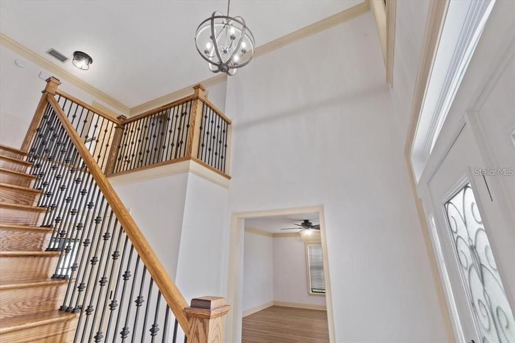 En Venta: $875,000 (4 camas, 3 baños, 3200 Pies cuadrados)