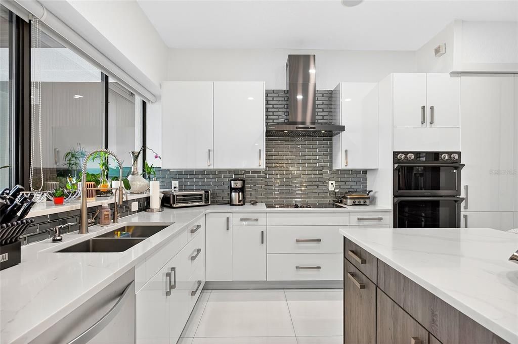 For Sale: $2,050,000 (5 beds, 5 baths, 4418 Square Feet)