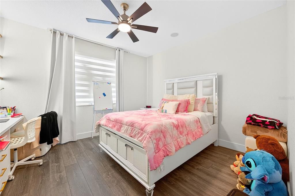 For Sale: $2,050,000 (5 beds, 5 baths, 4418 Square Feet)