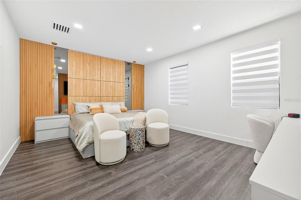 For Sale: $2,050,000 (5 beds, 5 baths, 4418 Square Feet)