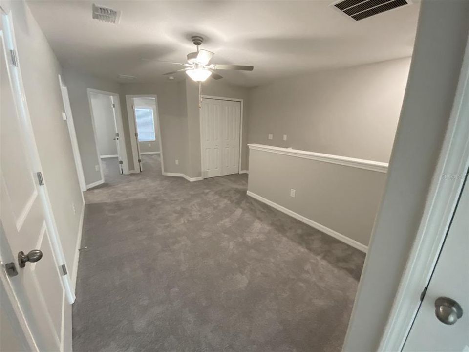 出租: $2,100 (3 贝兹, 2 浴室, 1666 平方英尺)