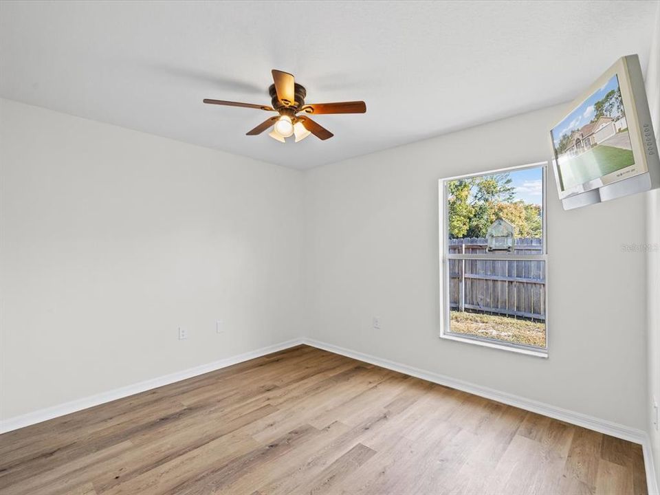 For Sale: $339,000 (3 beds, 2 baths, 1802 Square Feet)