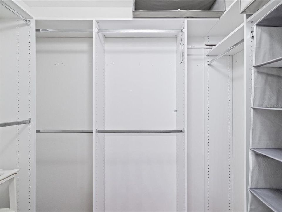 For Sale: $339,000 (3 beds, 2 baths, 1802 Square Feet)