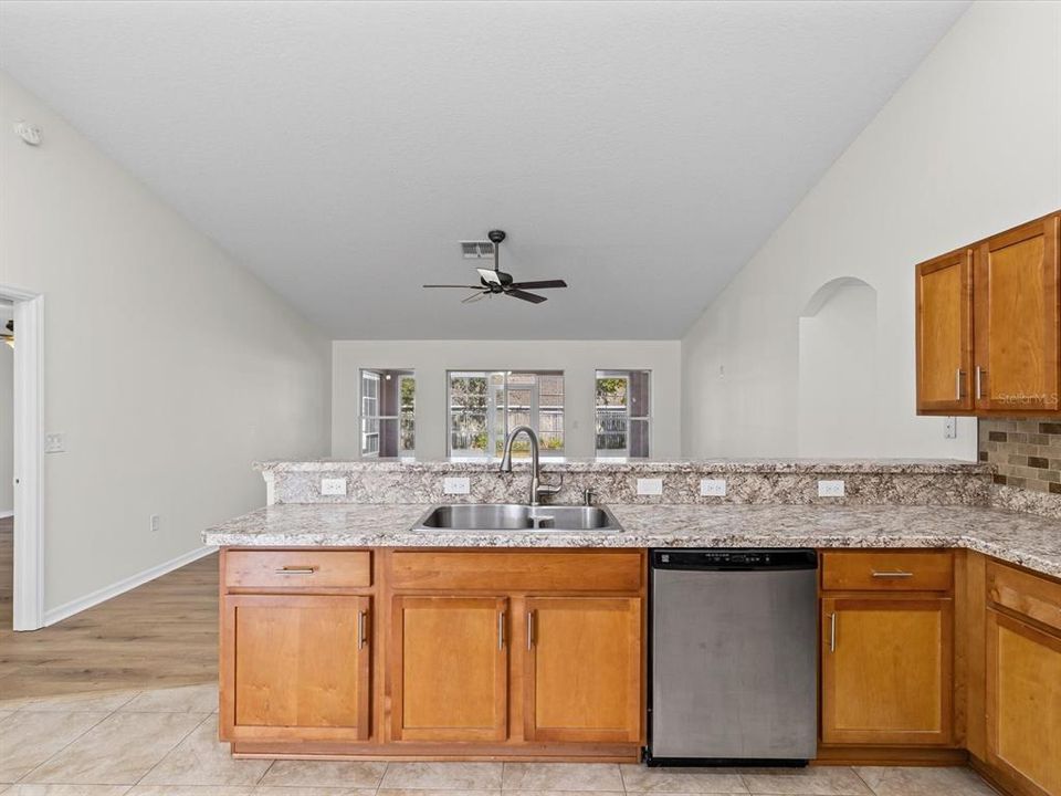 For Sale: $339,000 (3 beds, 2 baths, 1802 Square Feet)