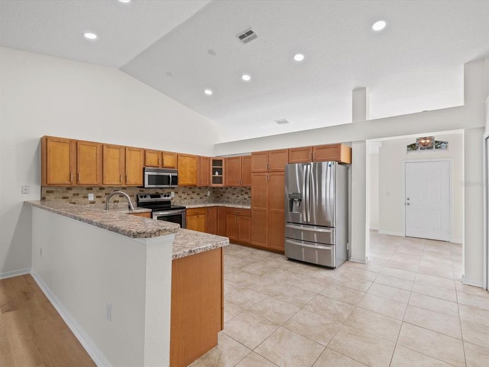 For Sale: $339,000 (3 beds, 2 baths, 1802 Square Feet)