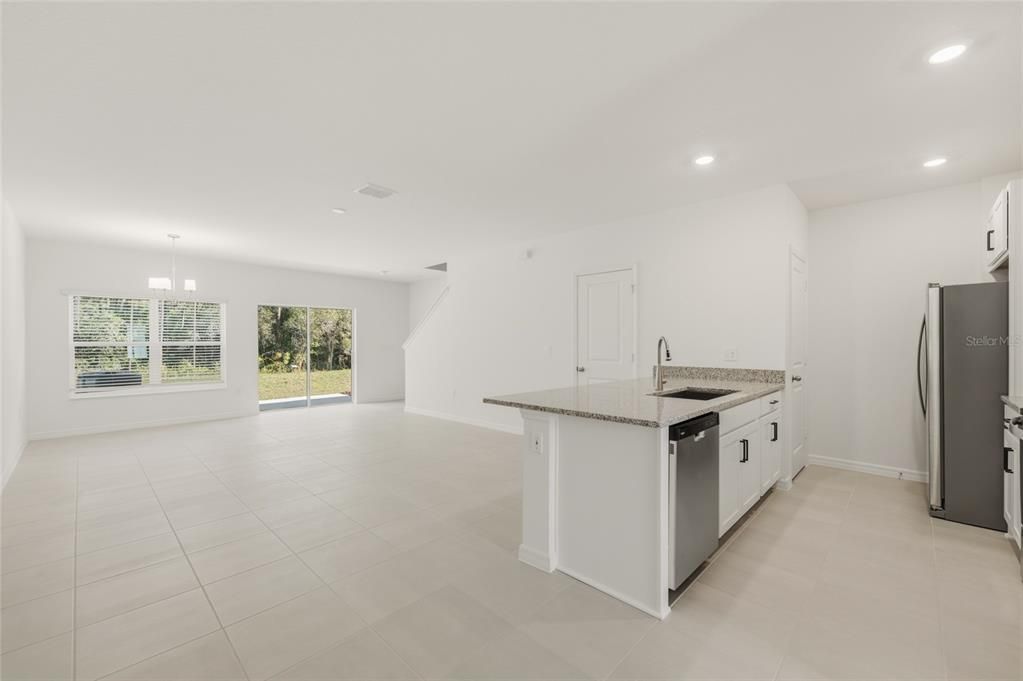 В аренду: $2,150 (3 спален, 2 ванн, 1463 Квадратных фут)