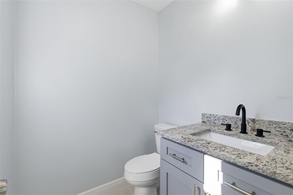 En Venta: $395,000 (4 camas, 2 baños, 1426 Pies cuadrados)