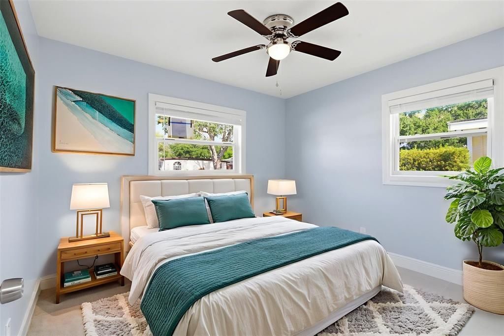 En Venta: $395,000 (4 camas, 2 baños, 1426 Pies cuadrados)