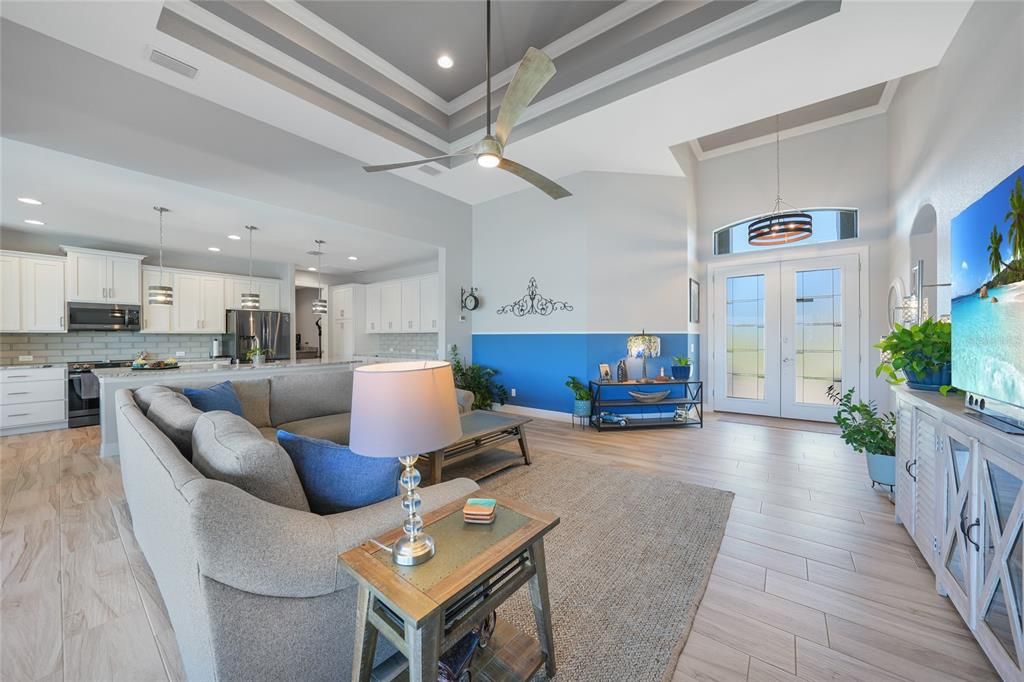 En Venta: $789,000 (3 camas, 2 baños, 1947 Pies cuadrados)