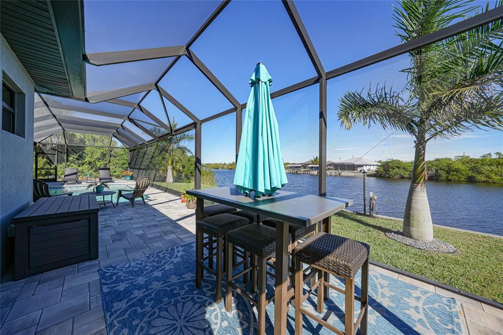 En Venta: $789,000 (3 camas, 2 baños, 1947 Pies cuadrados)