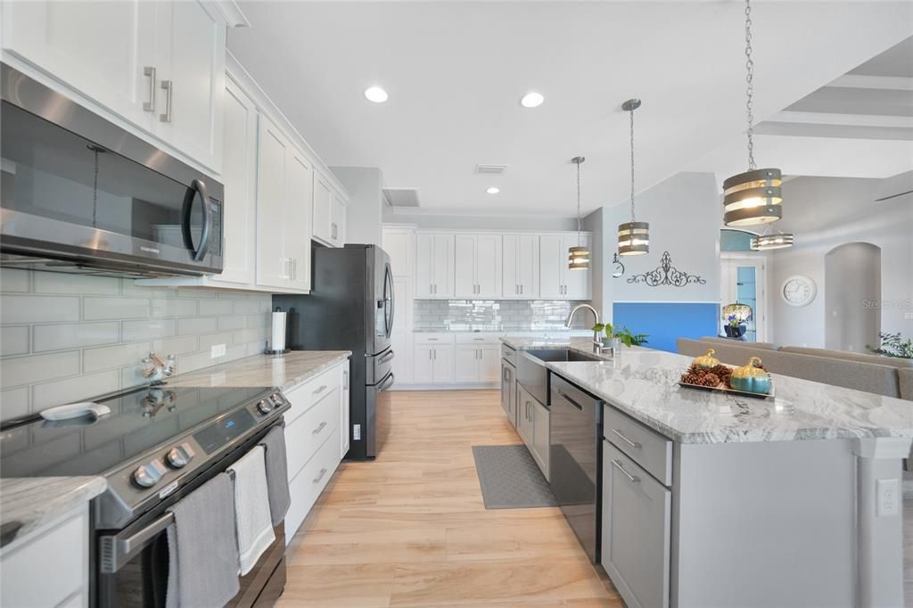 En Venta: $789,000 (3 camas, 2 baños, 1947 Pies cuadrados)