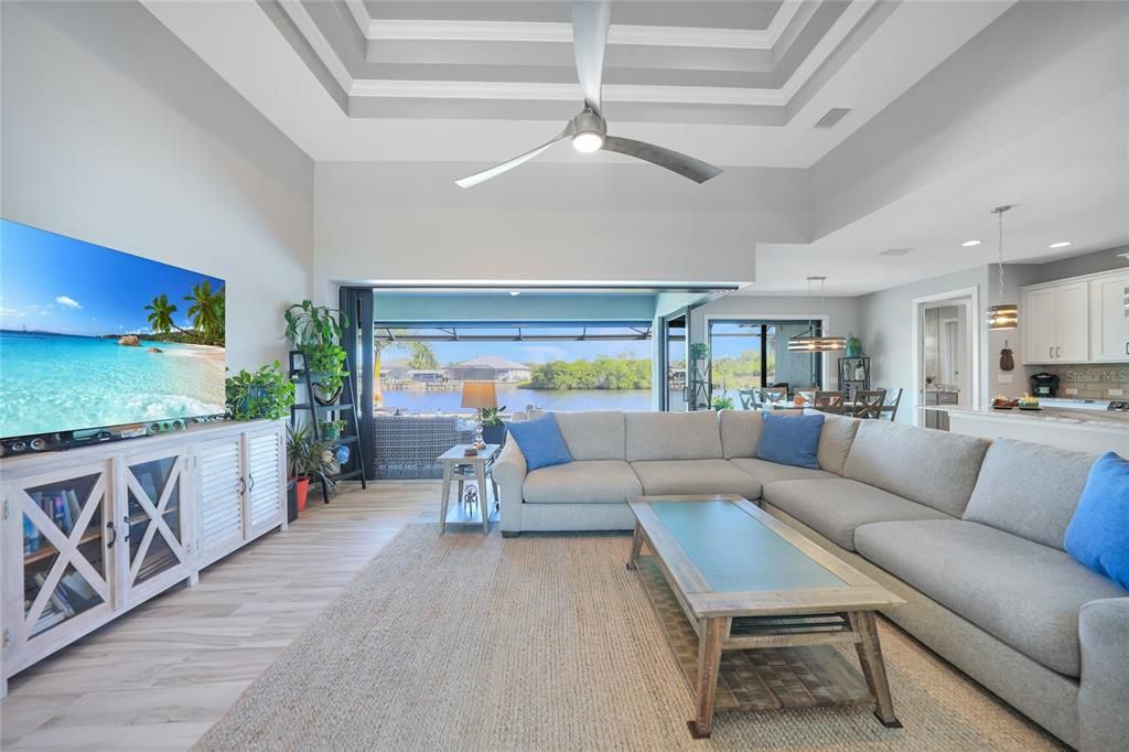 En Venta: $789,000 (3 camas, 2 baños, 1947 Pies cuadrados)